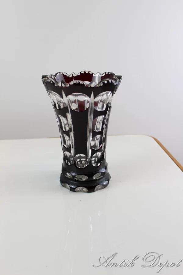 Váza broušená - Originální design - Černá barva